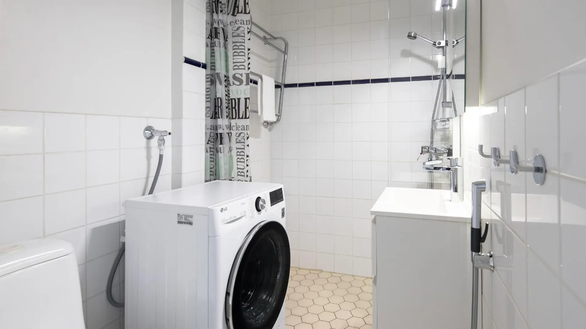 Central Designers Studio Wehost Albertinkatu Helsinki Apartment