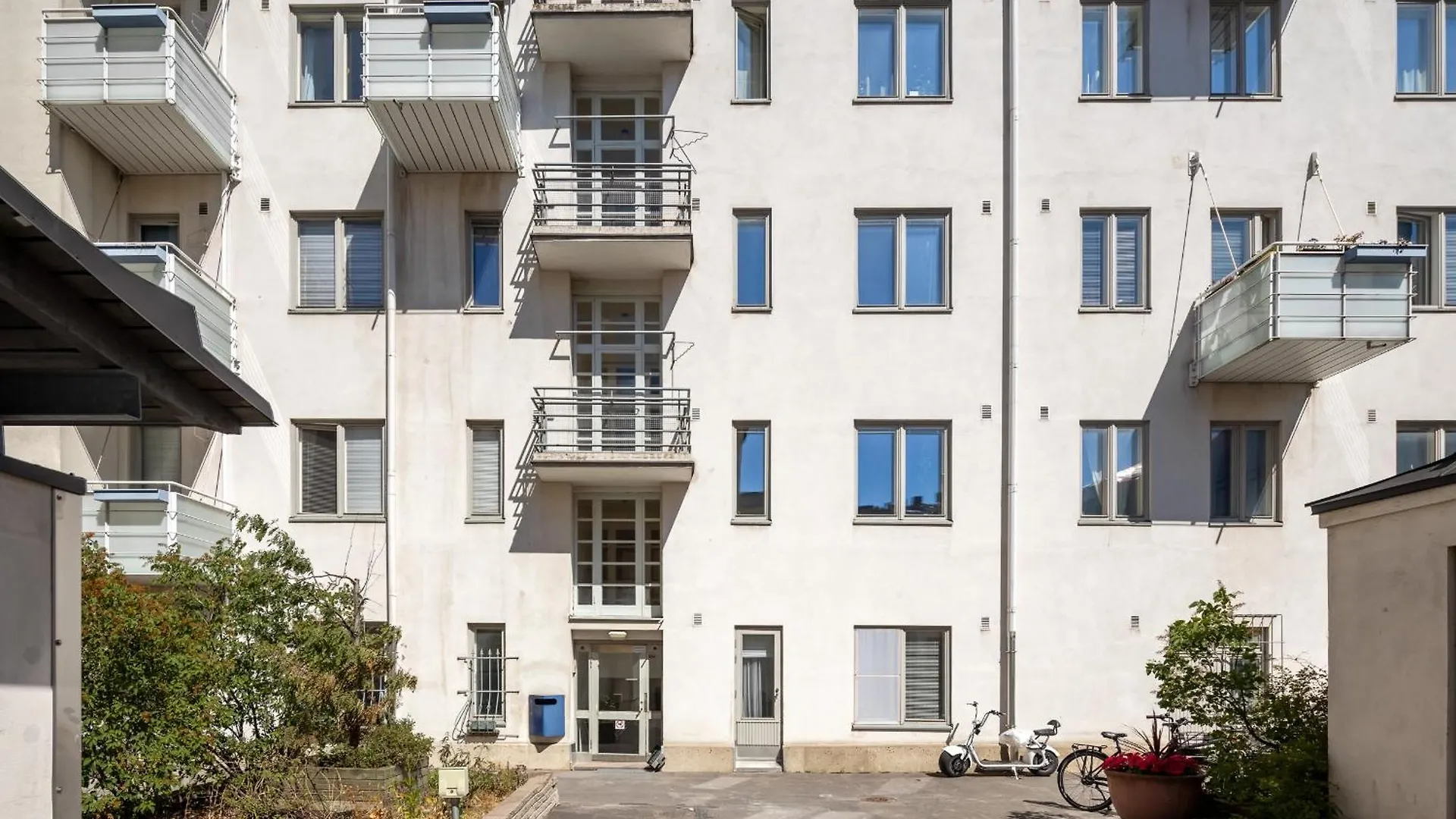 Central Designers Studio Wehost Albertinkatu Helsinki Apartment